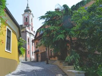 A Görög Templom Kiállítóterem Vác