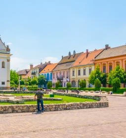 Szent Mihály Altemplom Kiállítóhely - régészeti kiállítás