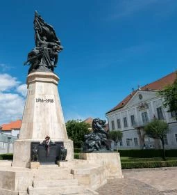 Váci I. világháborús emlékmű 