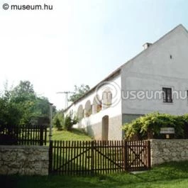 ÁMK Német Nemzetiségi Tájház (Waschludter Heimatmuseum) Városlőd - Egyéb
