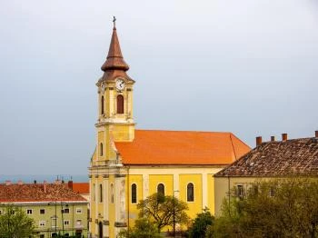 Várpalotai Nagyboldogasszony templom Várpalota