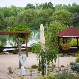 Nádas Tó Park Hotel Vasad - Medence/kert