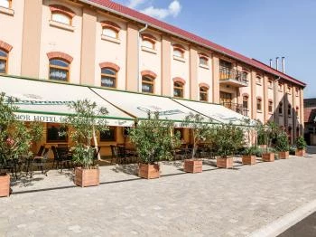 Hunor Hotel és Étterem Vásárosnamény