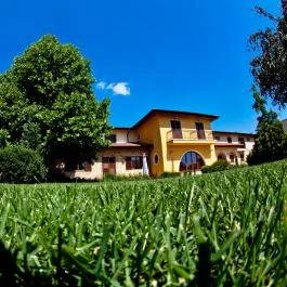 Hotel Stáció Wellness & Konferencia Vecsés - Medence/kert