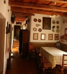 Cserépmadár Szállás