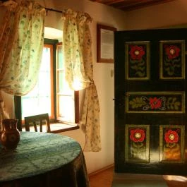 Csinyálóház Velemér - Szobák