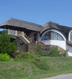 Tekergő Étterem & Motel