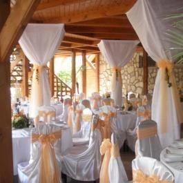 Holdfény Étterem Veresegyház - Egyéb