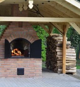 Fenyőharaszt Kastélyszálló