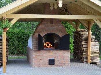 Fenyőharaszt Kastélyszálló Verseg