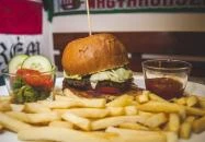 Grund - A Sport Bár Veszprém