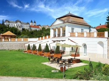 Historia Kert Kávéház & Borbár Veszprém Historia Kert Kávéház & Borbár Veszprém