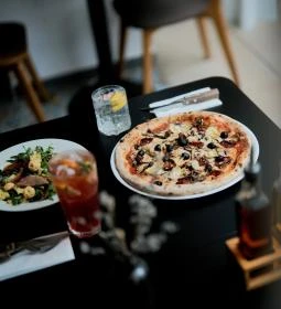 Pizza Rosa