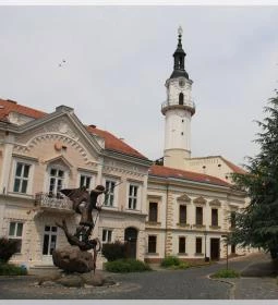 7. legjobb látnivaló: Óváros tér