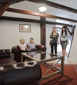 Hotel Historia & Historante