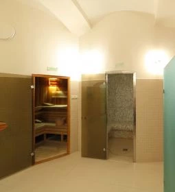 Hotel Historia & Historante