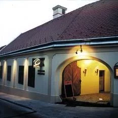 Oliva Hotel Veszprém - Külső kép