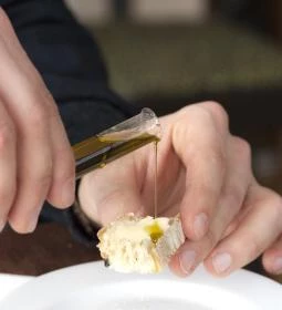 Mandula Étterem & Borbár