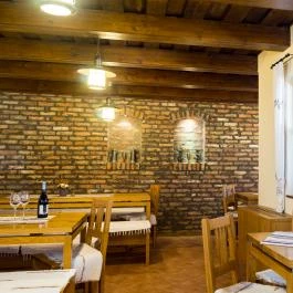 Blum Vendégház & Pince Villány - Vendéglátás