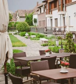 Crocus Gere Bor Hotel Wine Spa