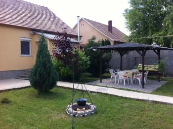 Kékszôlô Vendégház Villány