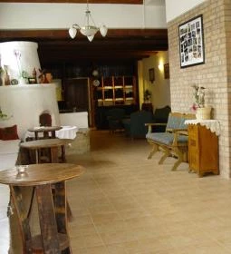 Polgár Pince Panzió