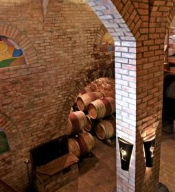 Polgár Pince Panzió