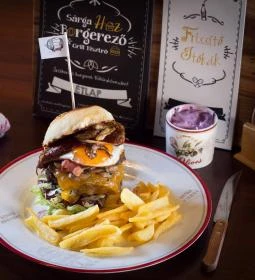 Sárga Ház Borgerező & Bisztró