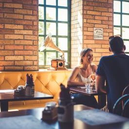 Sárga Ház Borgerező & Bisztró Villánykövesd - Belső