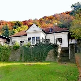 Ezüstfenyő Üdülő Visegrád - Külső kép