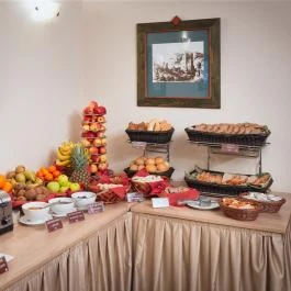 Honti Panzió Visegrád - Vendéglátás