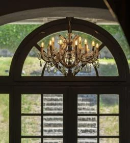 Mr. Görgey Art Hotel & Bistro