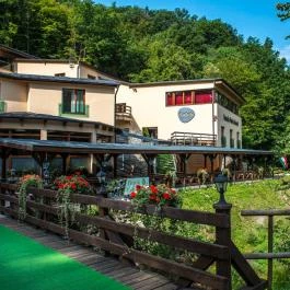 Patak Park Hotel Visegrád - Külső kép