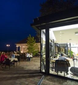 Helikon Taverna Panoráma Étterem