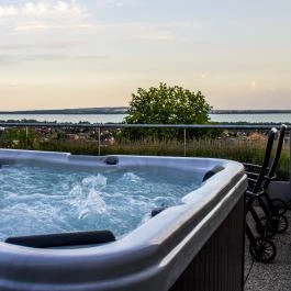 Zenit Hotel Balaton Vonyarcvashegy - 