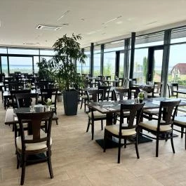 Zenit Hotel Balaton Vonyarcvashegy - Vendéglátás