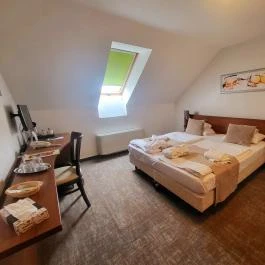 Zenit Hotel Balaton Vonyarcvashegy - Szobák