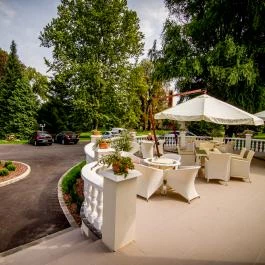 Batthyány Kúria Zalacsány - Medence/kert