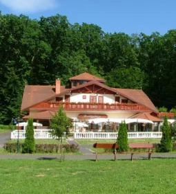 Erdőgyöngye Étterem
