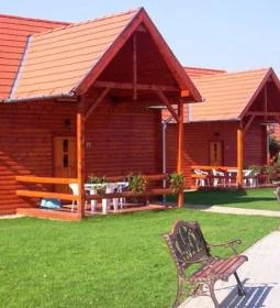 Aquatherma Termálfalu & Kemping