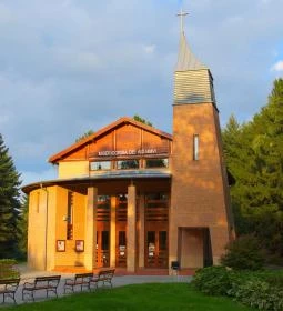 Isteni Irgalmasság templom 