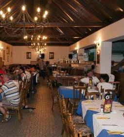 Friskó Panzió étterme