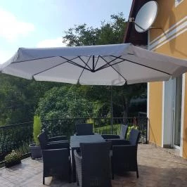 Hanna-Bella Apartman Zalakaros - Medence/kert