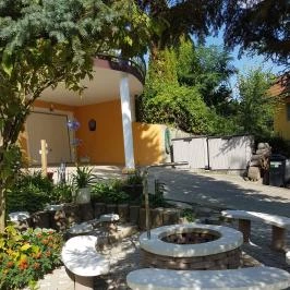 Hanna-Bella Apartman Zalakaros - Medence/kert