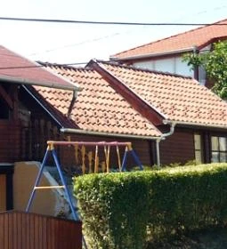 Karos Centrál Apartmanház