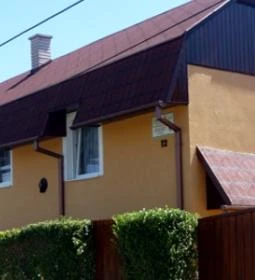 Karos Centrál Apartmanház