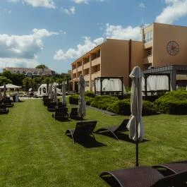 Belenus Thermalhotel Superior Zalakaros - Medence/kert