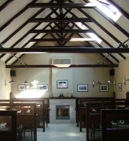 Fiáker Vendéglő & Panzió