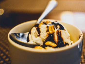 Sulák Cukrászda Zamárdi