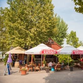 Mirabella Camping Zamárdi - Vendéglátás